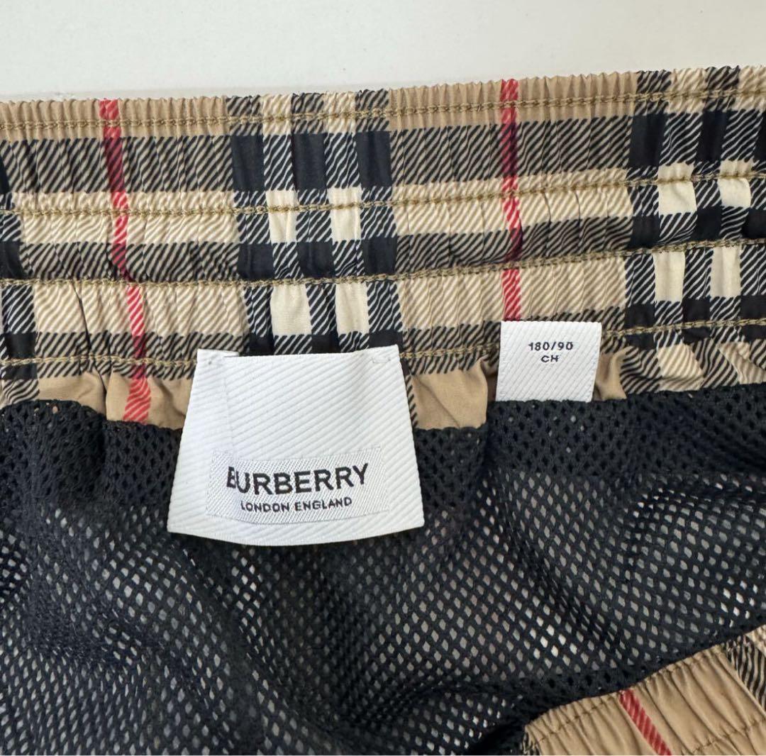 バーバリー チェック　ショートパンツ