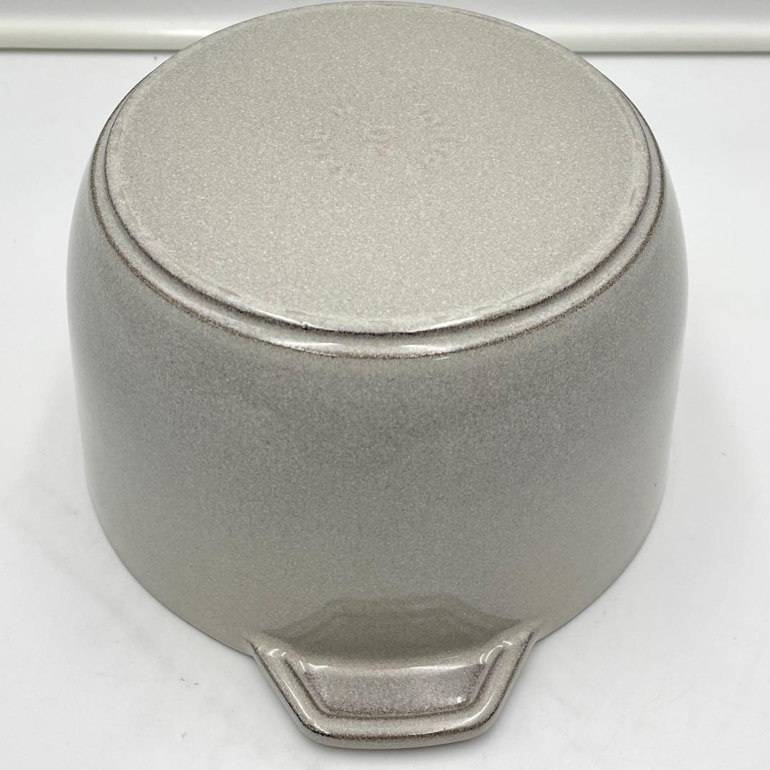 美品　ストウブ ラ・ココット de GOHAN L 20cm グレー系