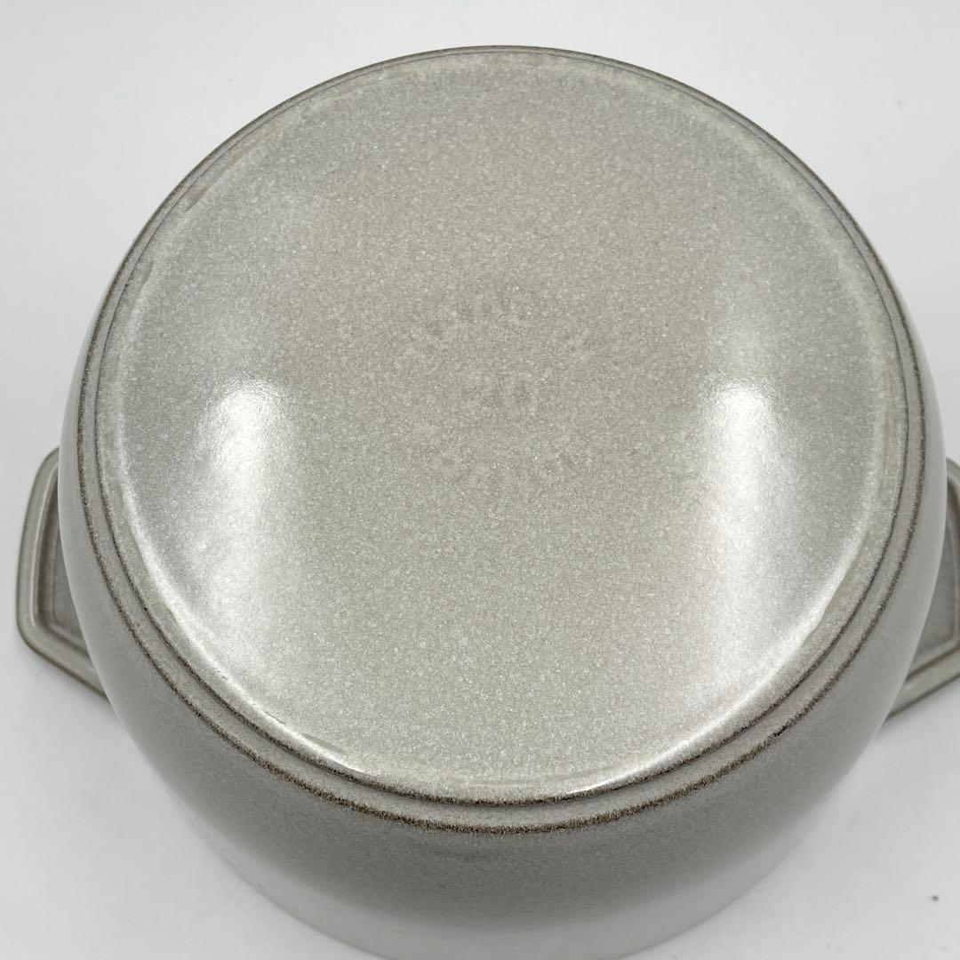 美品　ストウブ ラ・ココット de GOHAN L 20cm グレー系