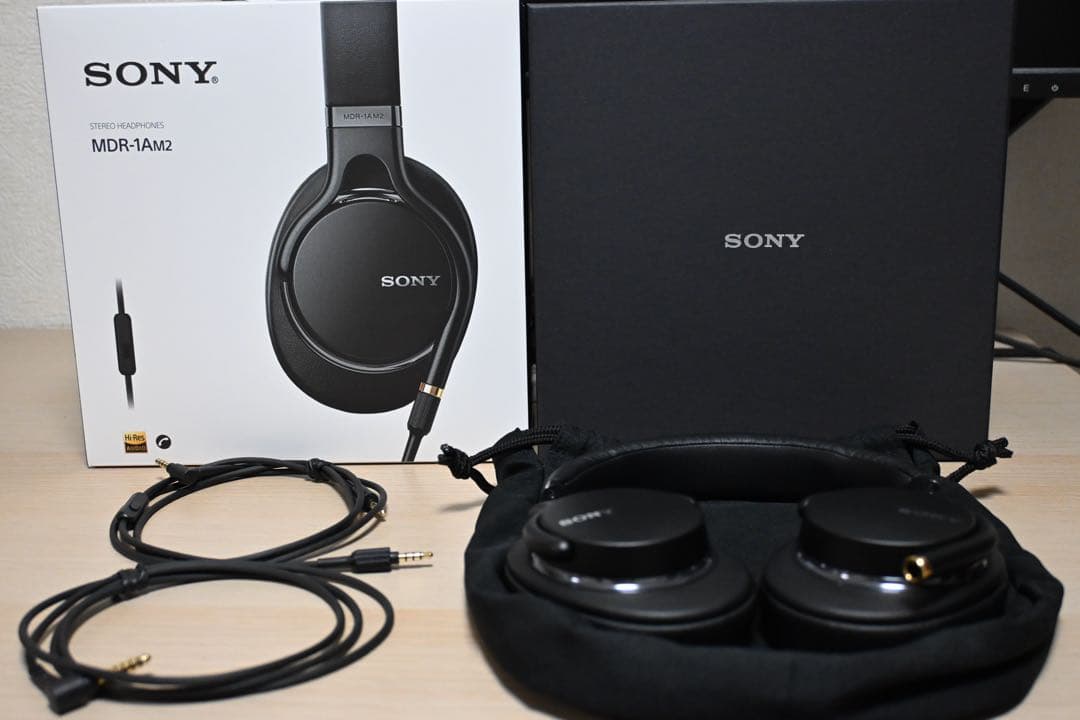 かつぅー　美品　SONY MDR-1AM2 ヘッドホン