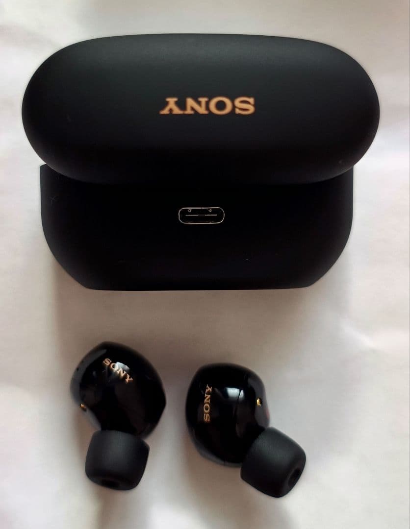 【新品】SONY WF-1000XM5　カバー付き