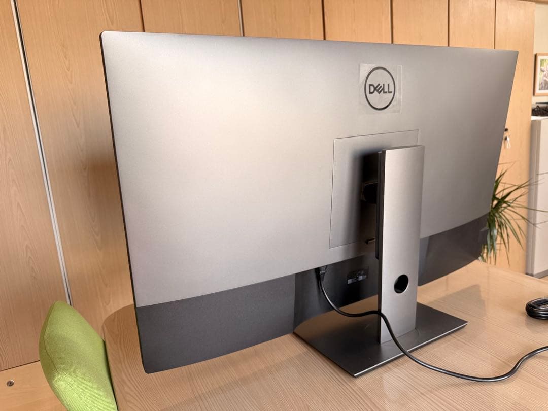 DELL ディスプレイ U4320Q