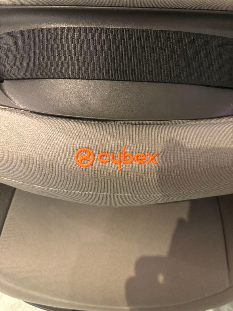 cybex PALLAS G i-Size チャイルドシート ISO-FIX