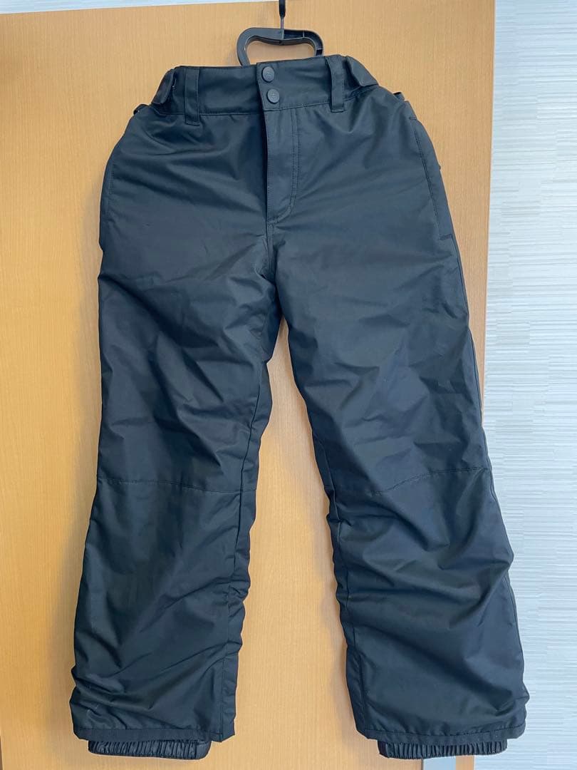 子ども用　スキーウェア　2セット　130&140 おまけ手袋3セット&パンツ