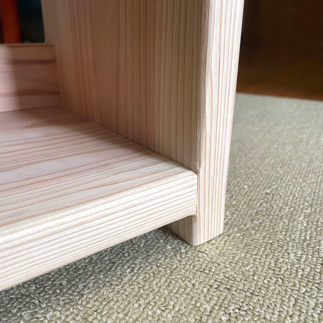 杉のハンドメイド 新作「角のない優しいシェルフ」無垢 収納 本棚 ラック