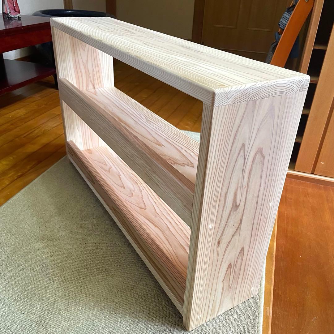 杉のハンドメイド 新作「角のない優しいシェルフ」無垢 収納 本棚 ラック