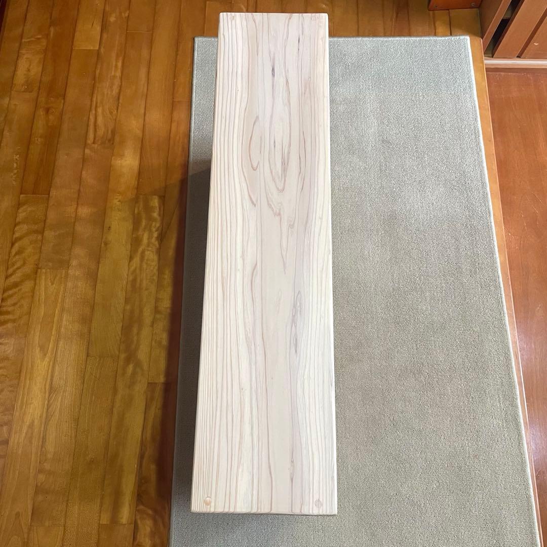 杉のハンドメイド 新作「角のない優しいシェルフ」無垢 収納 本棚 ラック