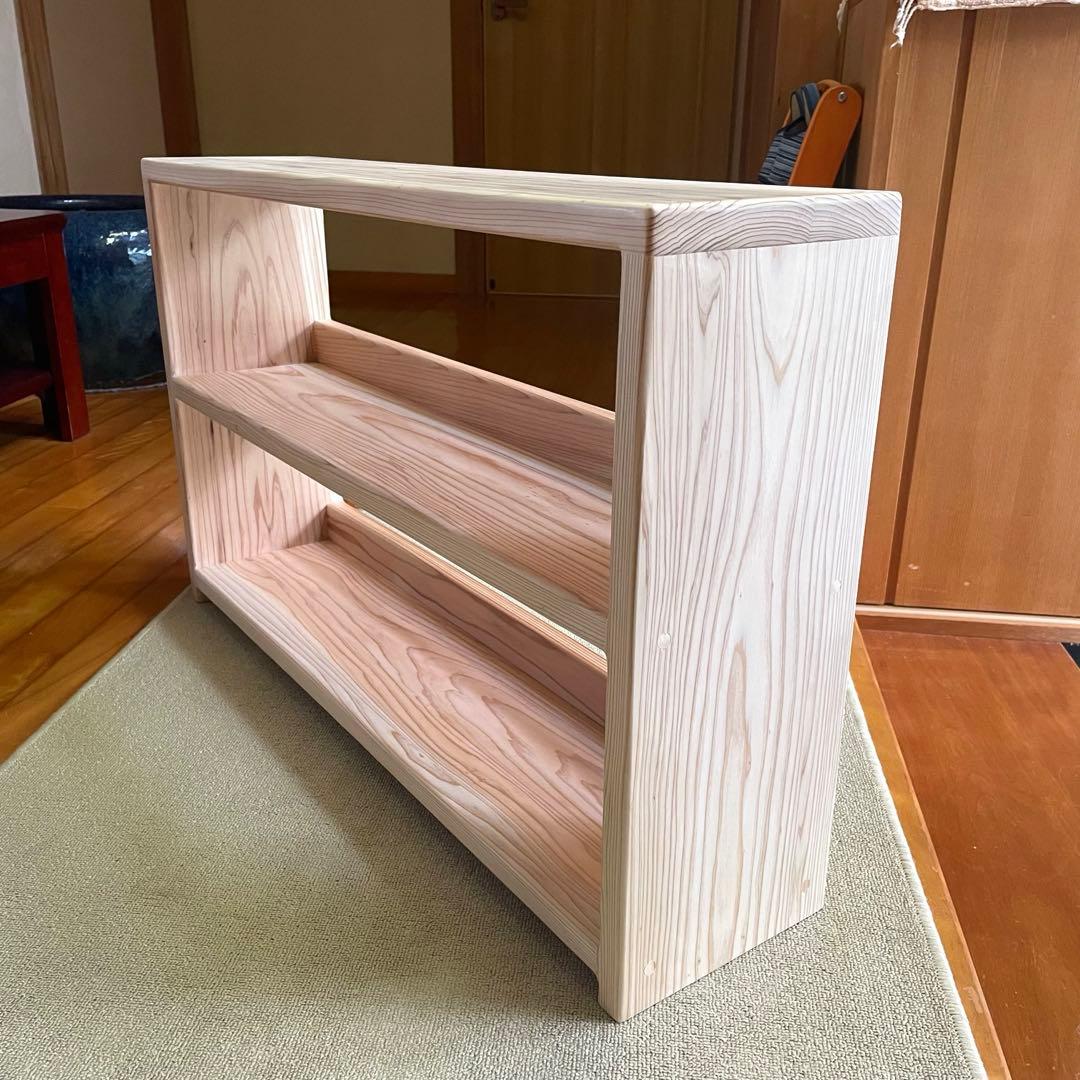 杉のハンドメイド 新作「角のない優しいシェルフ」無垢 収納 本棚 ラック