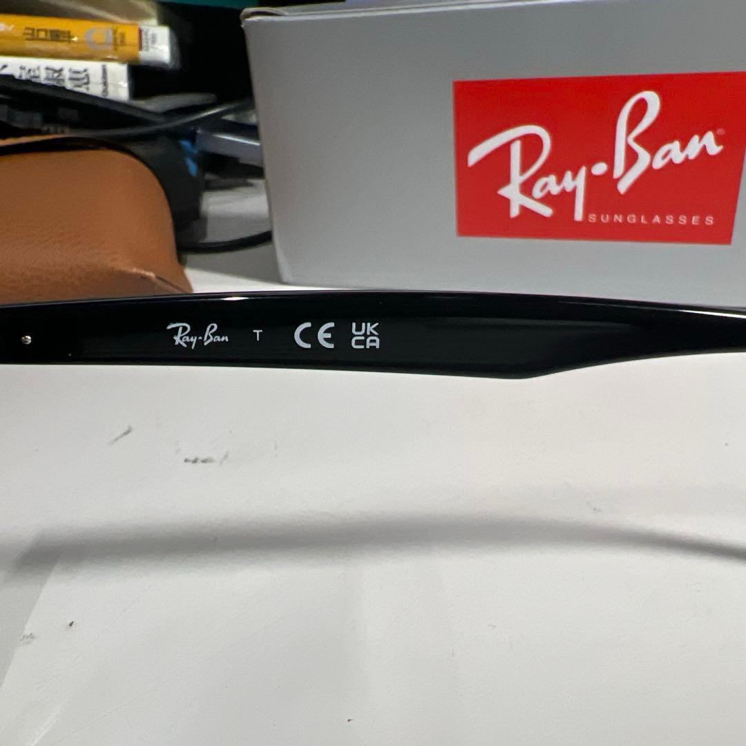 RayBan RB4258F 601/80 レイバン サングラス