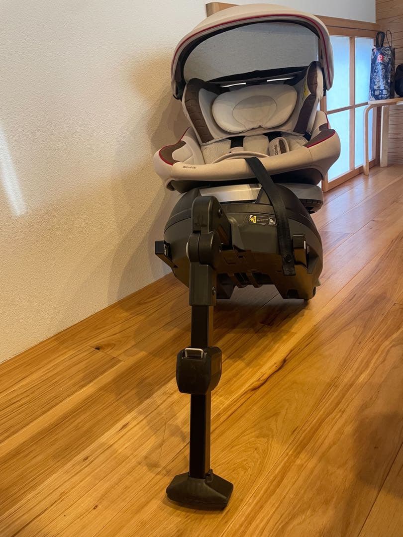 コンビ チャイルドシート ISOFIX CC-UID 044348 E4