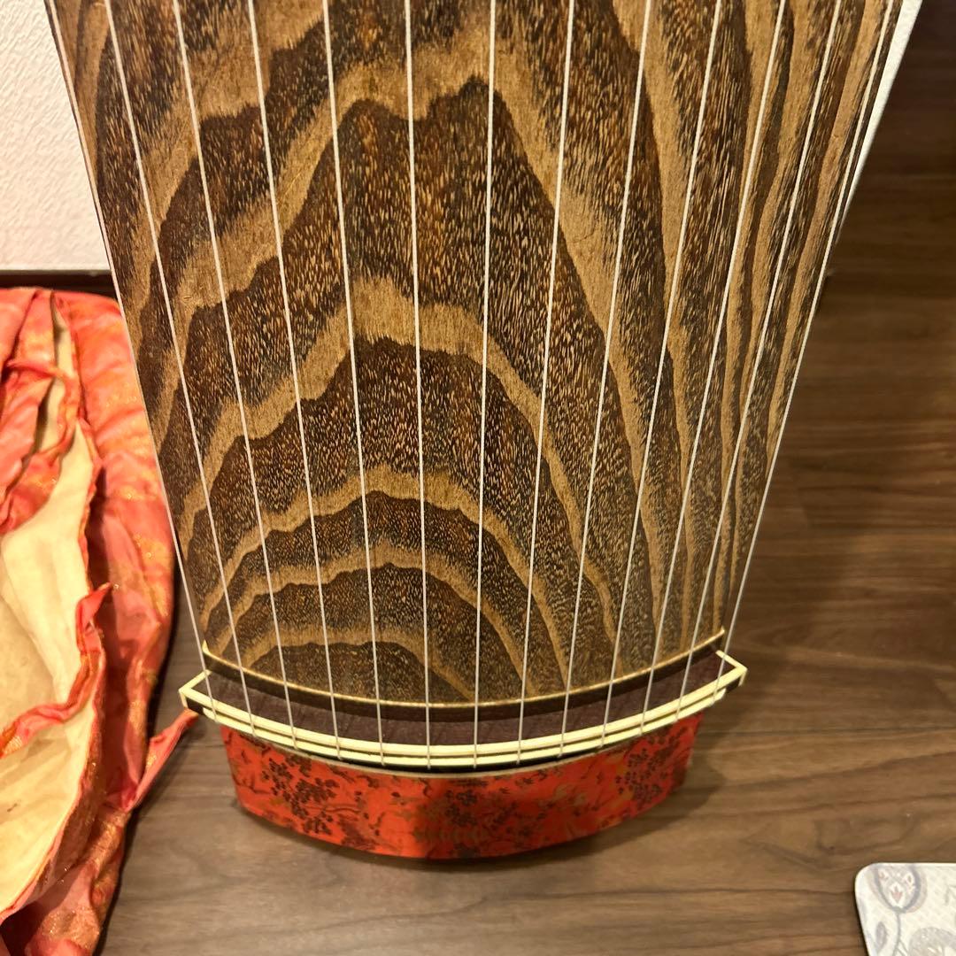 琴 箏 13弦 並甲 上角巻 蒔絵 すだれ彫　鶴　日の丸