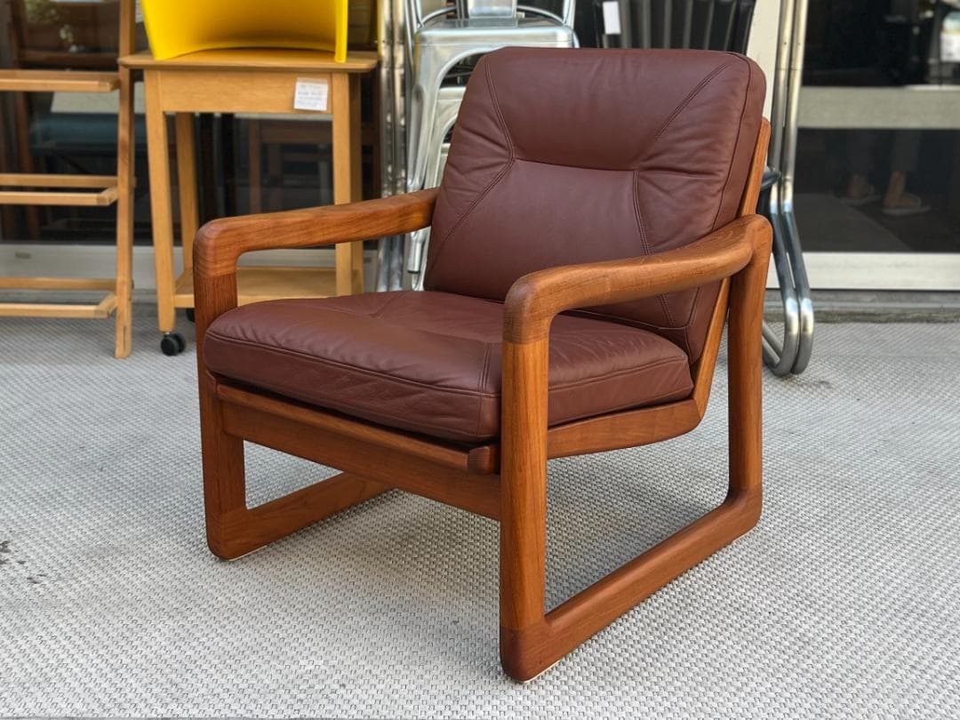 北欧ヴィンテージ☆1970s／デンマーク／1Ｐソファ／チーク材無垢／本革シート