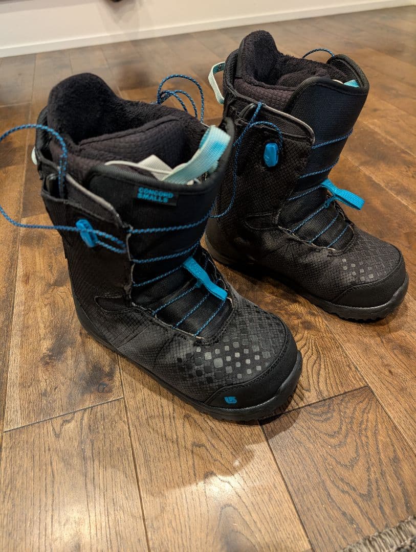 バートン　スノーボードブーツ　ジュニア 24cm