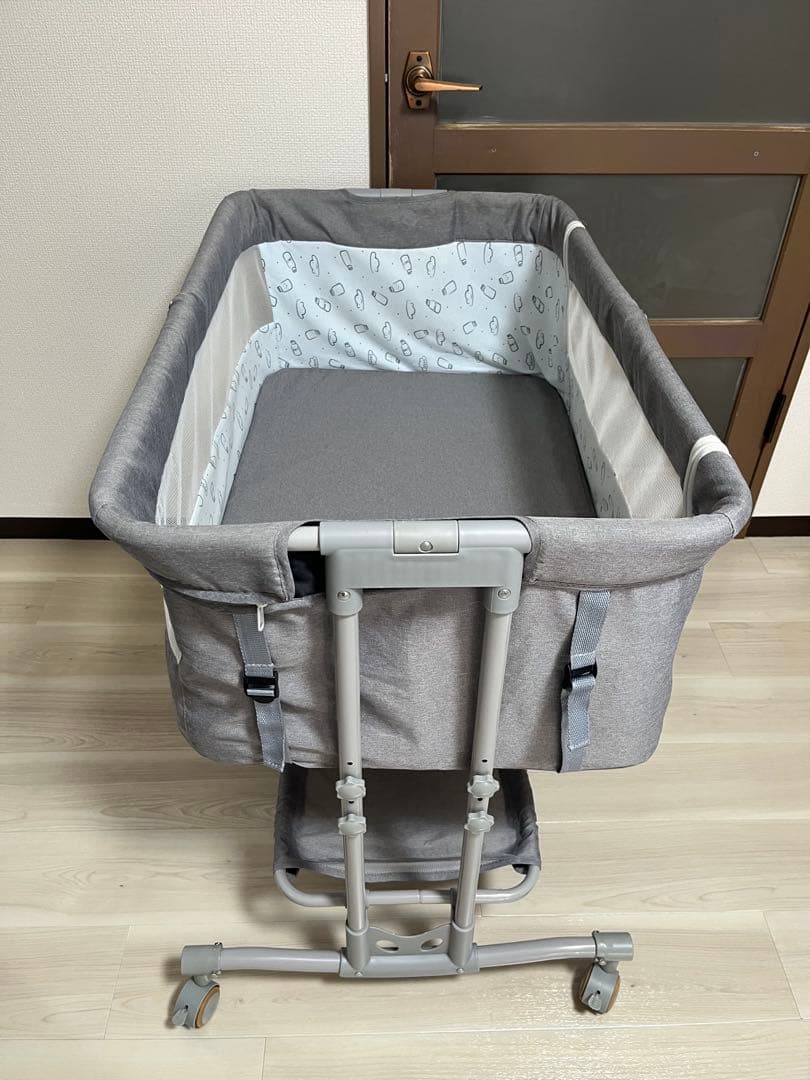 ZOOBLY ベビーベッド 蚊帳・ベッドサイド収納付き