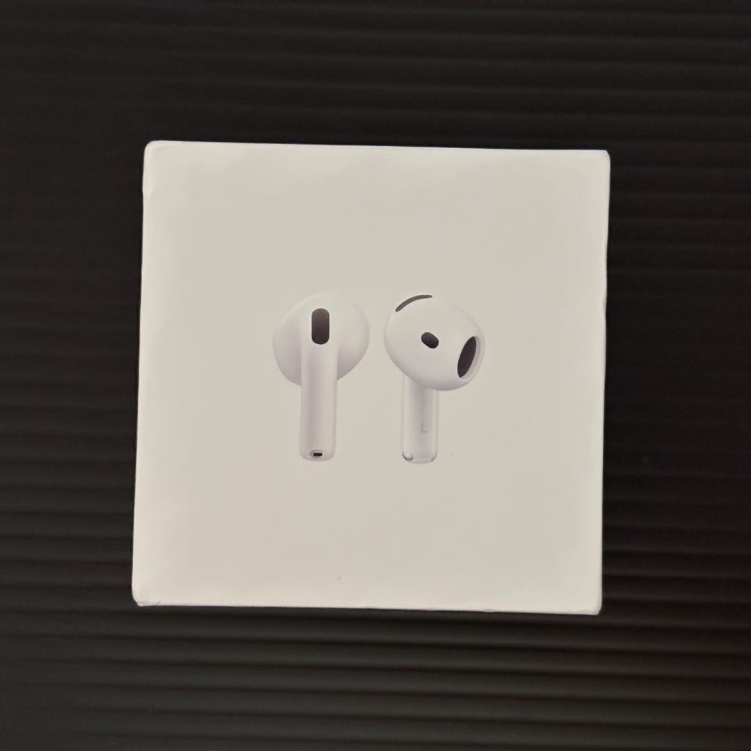 Apple AirPods 第４世代　ノイキャンなし　ケース　商品番号【203】