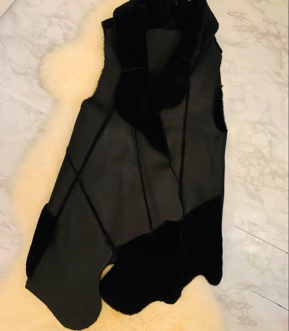 新品　ブラックアシンメトリ一　デザイン　ジレ　SからL