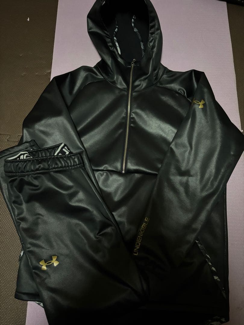 アンダーアーマーベースボール上下ウェア