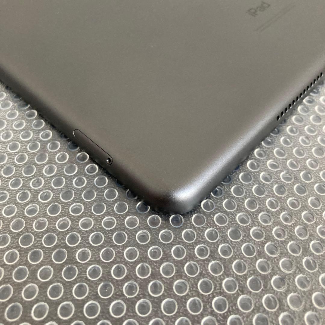 3729【早い者勝ち】電池ほぼ新品☆iPad8第8世代32GB SIMフリー☆
