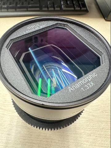 SIRUI 35mm F1.8 1.33× アナモルフィックレンズ　MFT