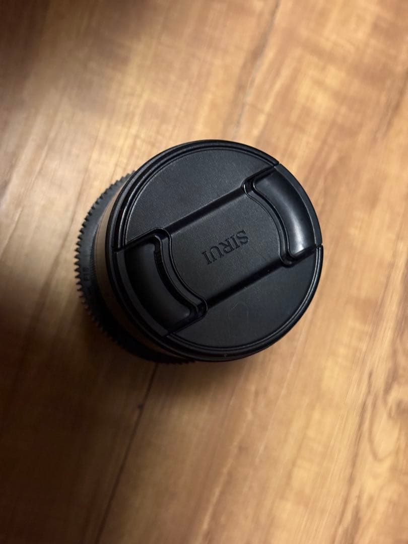 SIRUI 35mm F1.8 1.33× アナモルフィックレンズ　MFT