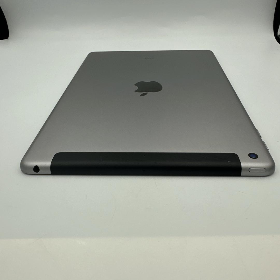 【美品】iPad 5 auモデル SIMフリー スペースグレイ 本体のみ