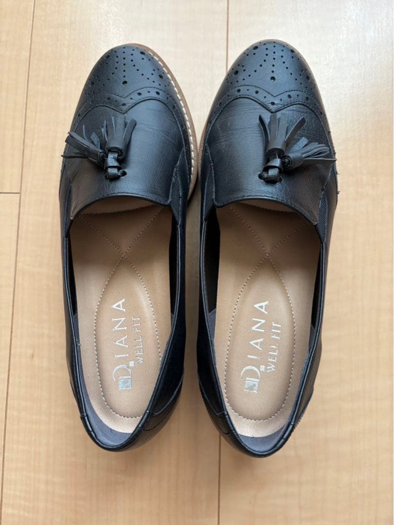 【未使用級】DIANA　ダイアナ 　タッセルローファー 23.5 黒　防水
