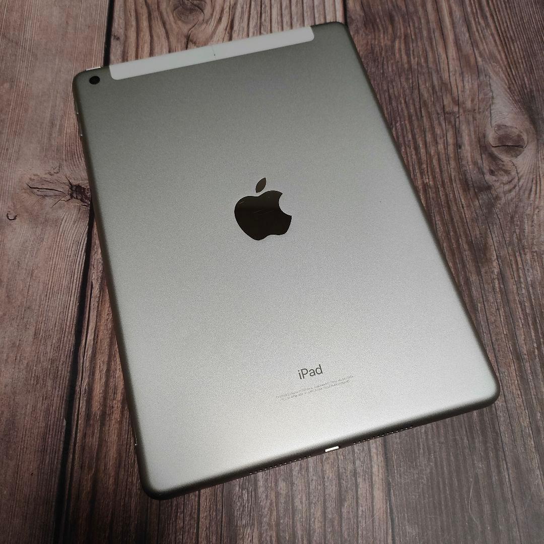 iPad 第6世代 32GB SIMフリー 美品