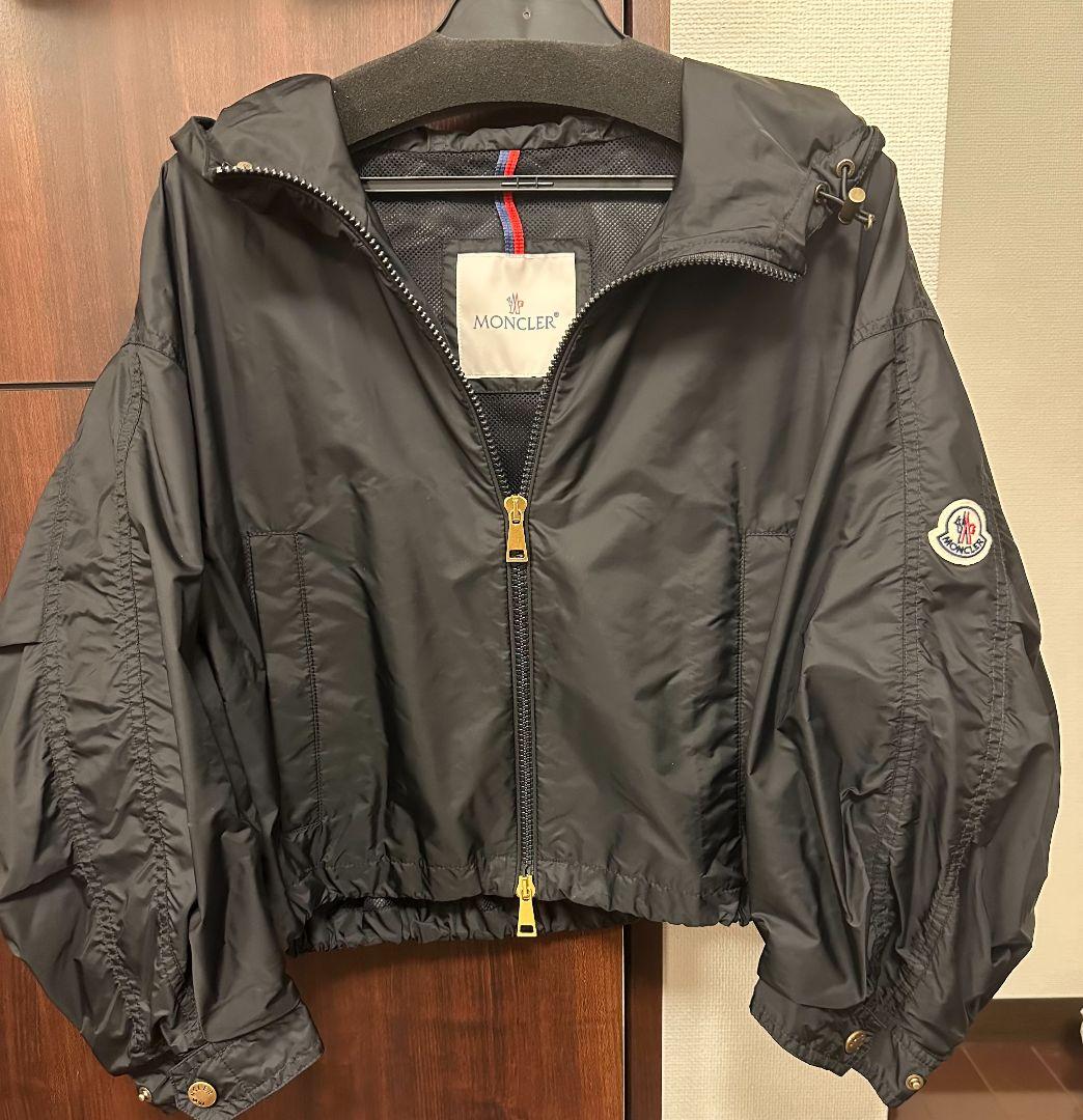 近日取り下げ予定　最終価格　【極美品】　モンクレール　ナイロンジャケット
