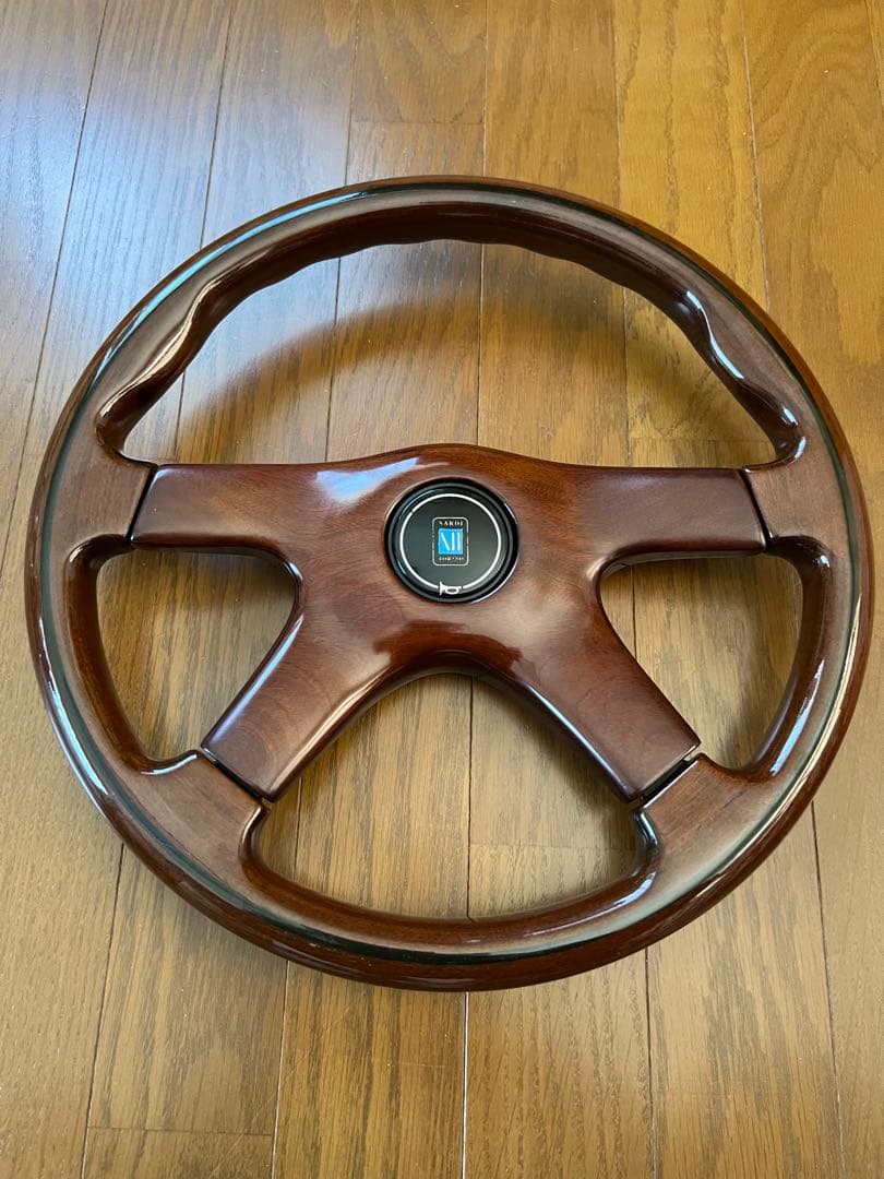 ナルディステアリング ガラ4