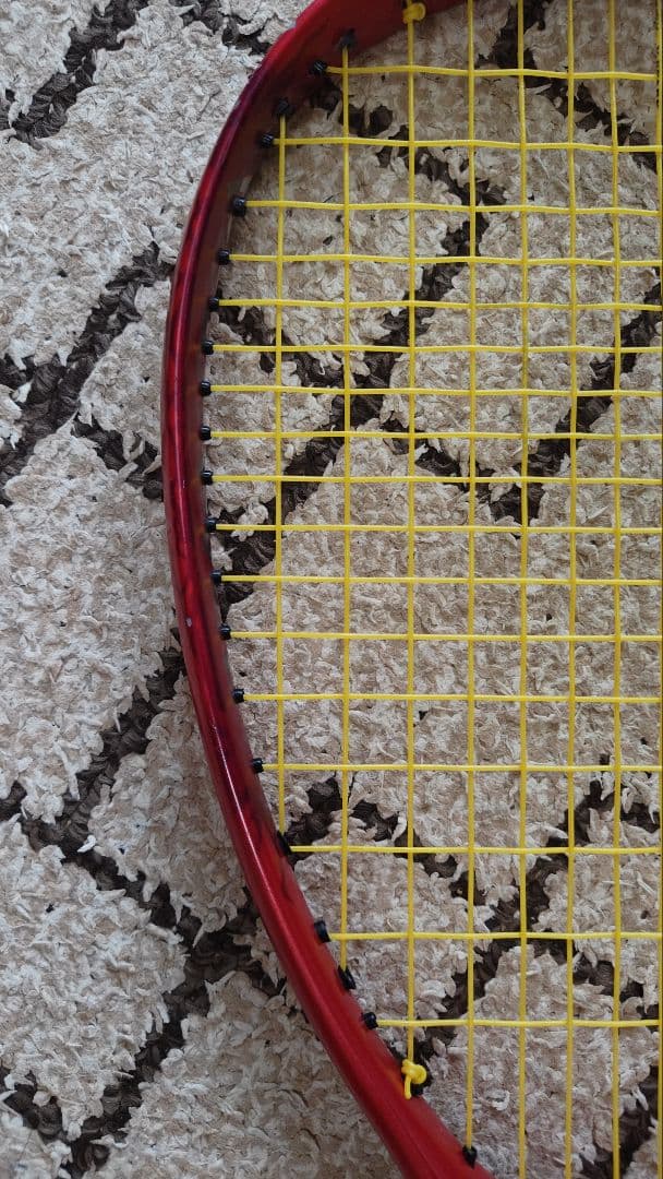 YONEX ヨネックス VOLTRAGE ボルトレイジ 7V クレナイ