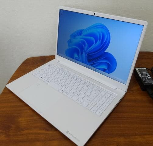 dynabook ノートパソコン P1Y4PPEW i3 SSD256G