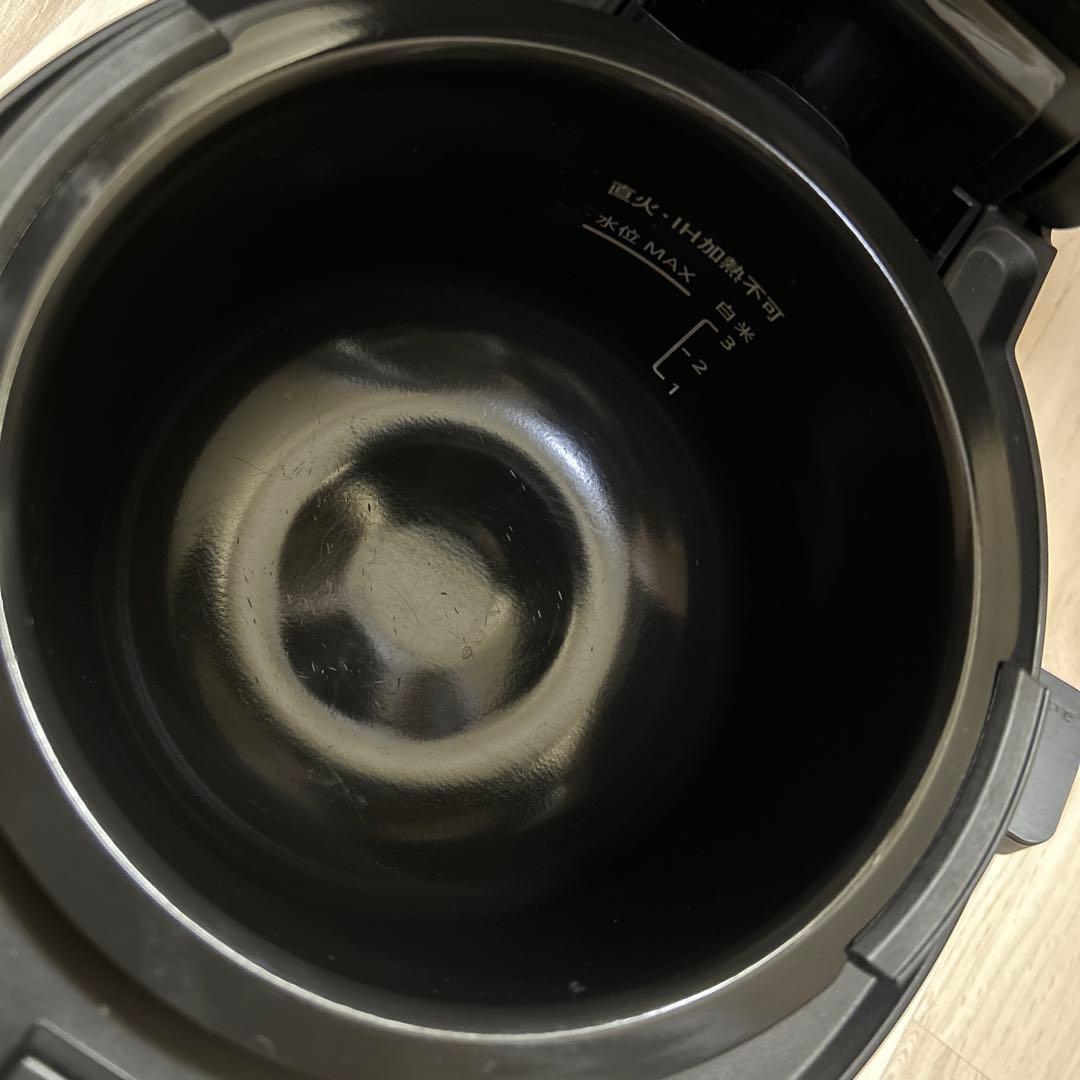 【美品・箱付】シャープヘルシオホットクック 電 気調理鍋 KN-HW10E-W