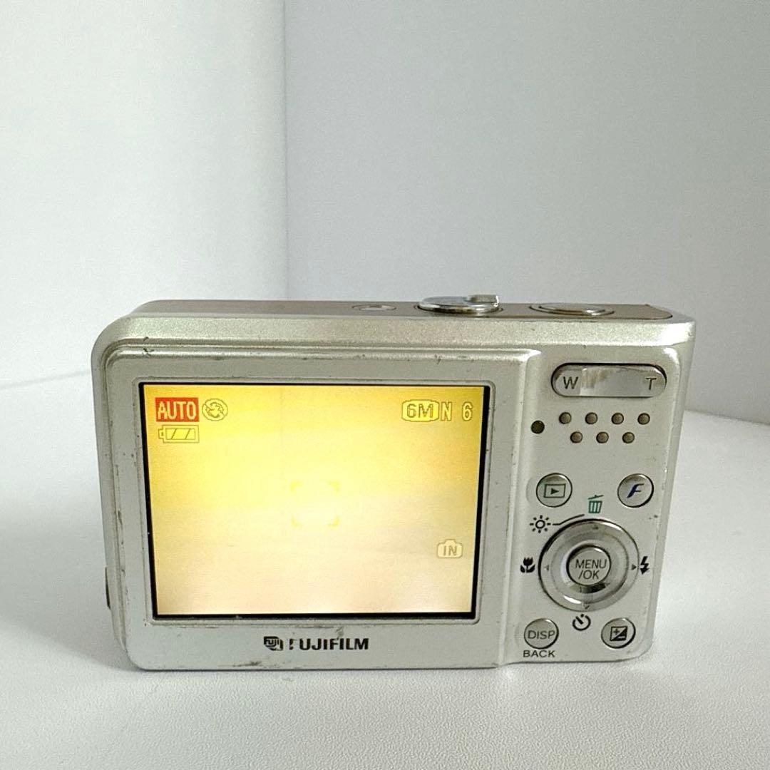 【動作確認済み】フジフィルム FinePix F30 シルバー コンデジ
