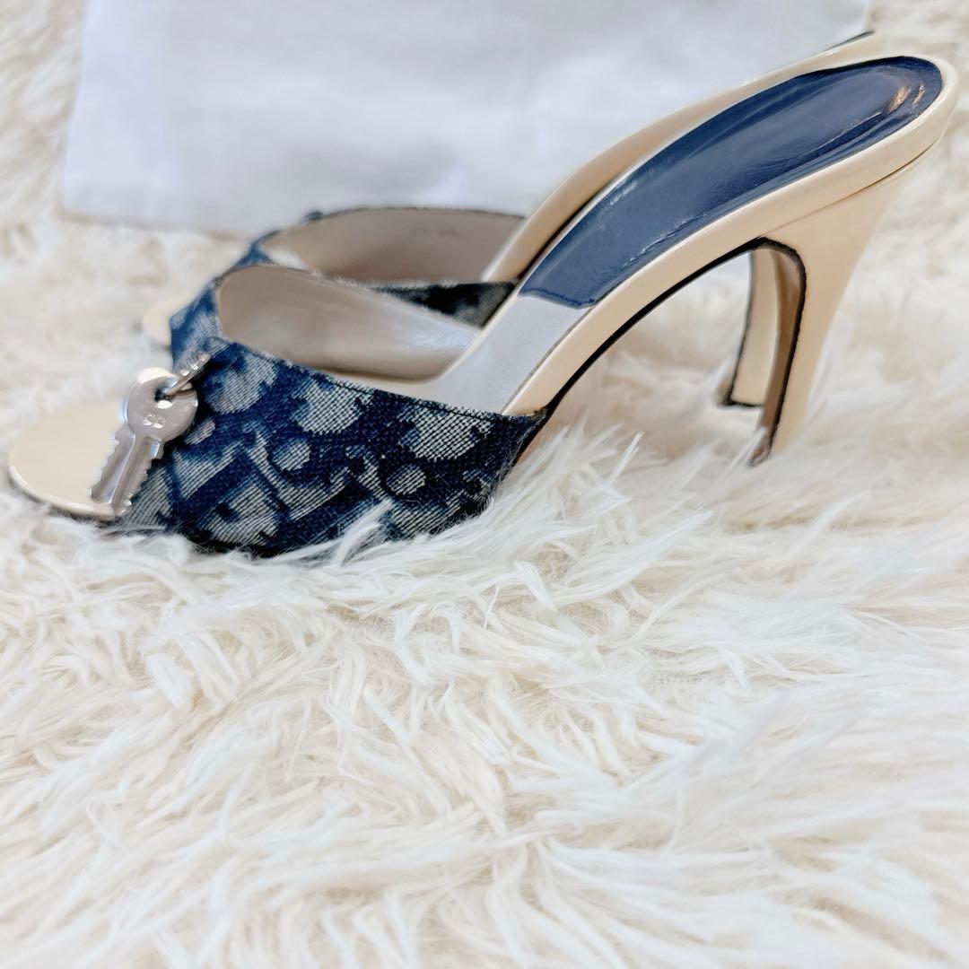 美品 ChristianDior トロッター デニムミュール カデナ 22cm