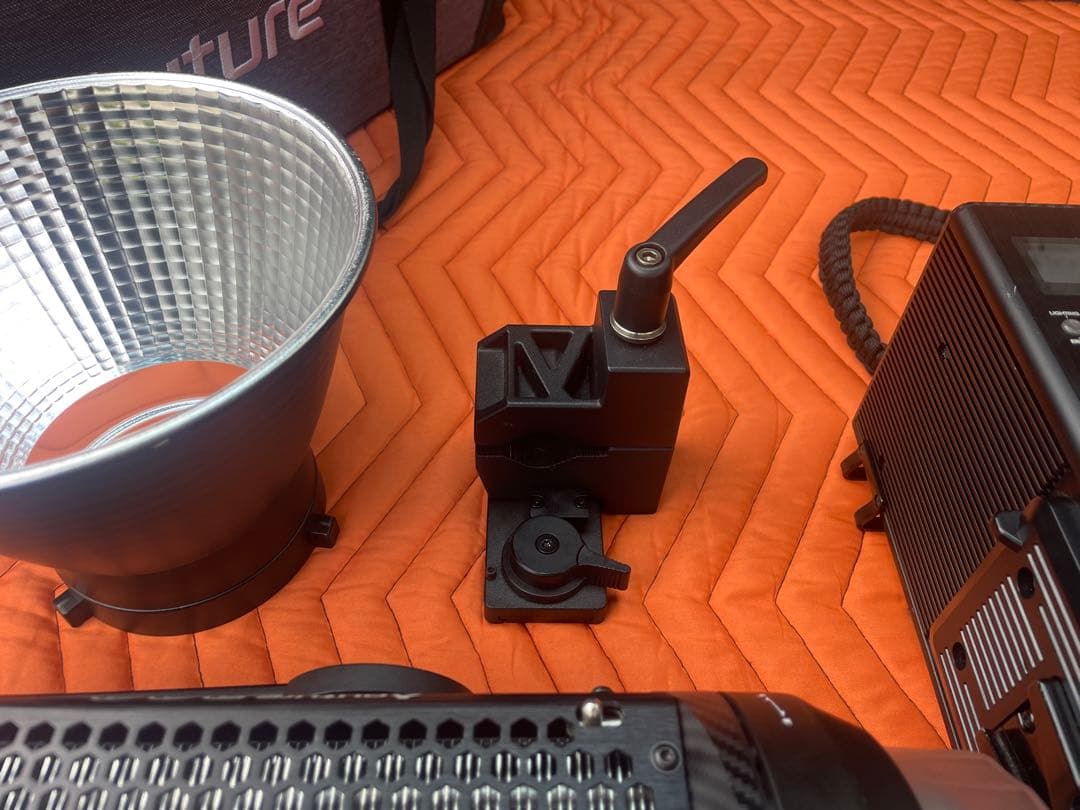 その他 Aputure LS 300X (V-mount)