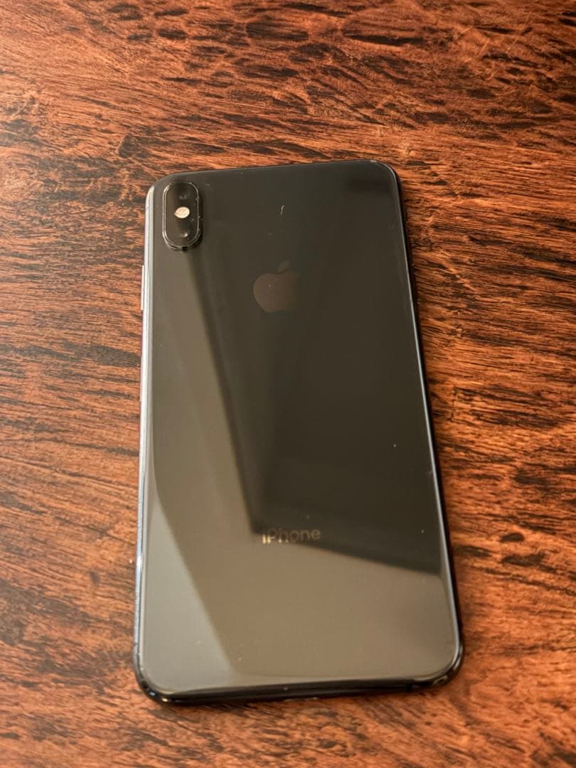 iPhone ブラック 本体　iPhone Xs max 512GB