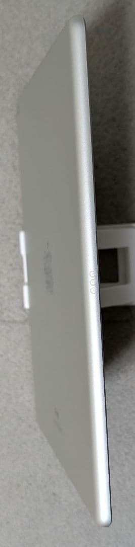 Apple iPad 第8世代 32GB Wi-FIモデルシルバー 本体