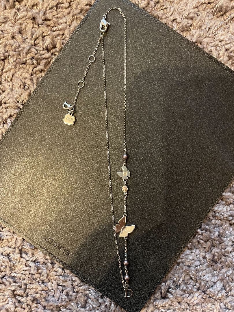 Dior☆レアデザイン！バタフライモチーフのアシメネックレス☆