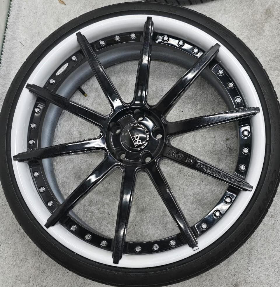 Forgiato 22 インチ PCD112 Benz Bmw Audi