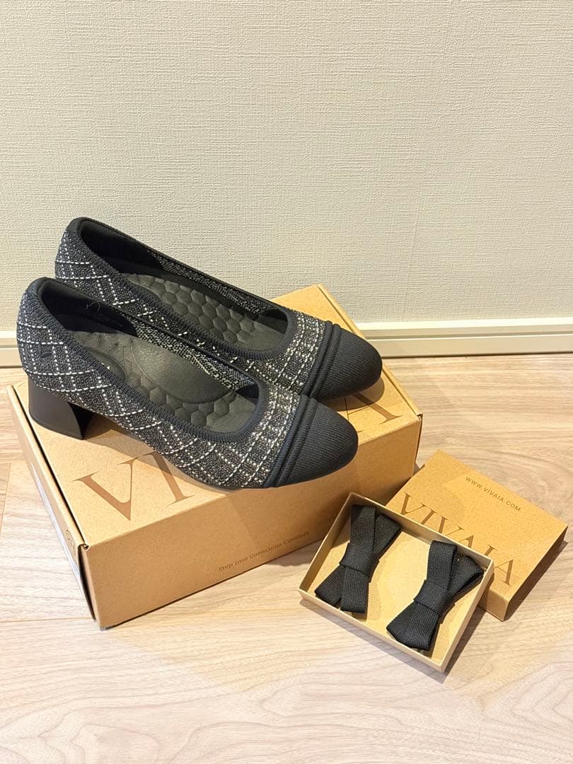 【新品未使用】 VIVAIAチャンネル風靴　ラウンドトゥチャンキーヒールパンプス