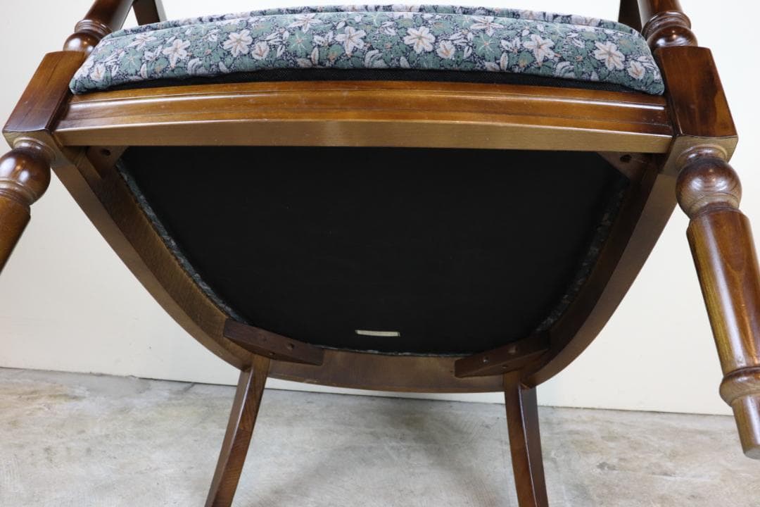 karimoku カリモク家具　コロニアル　一人用ソファ　肘掛椅子　WC55