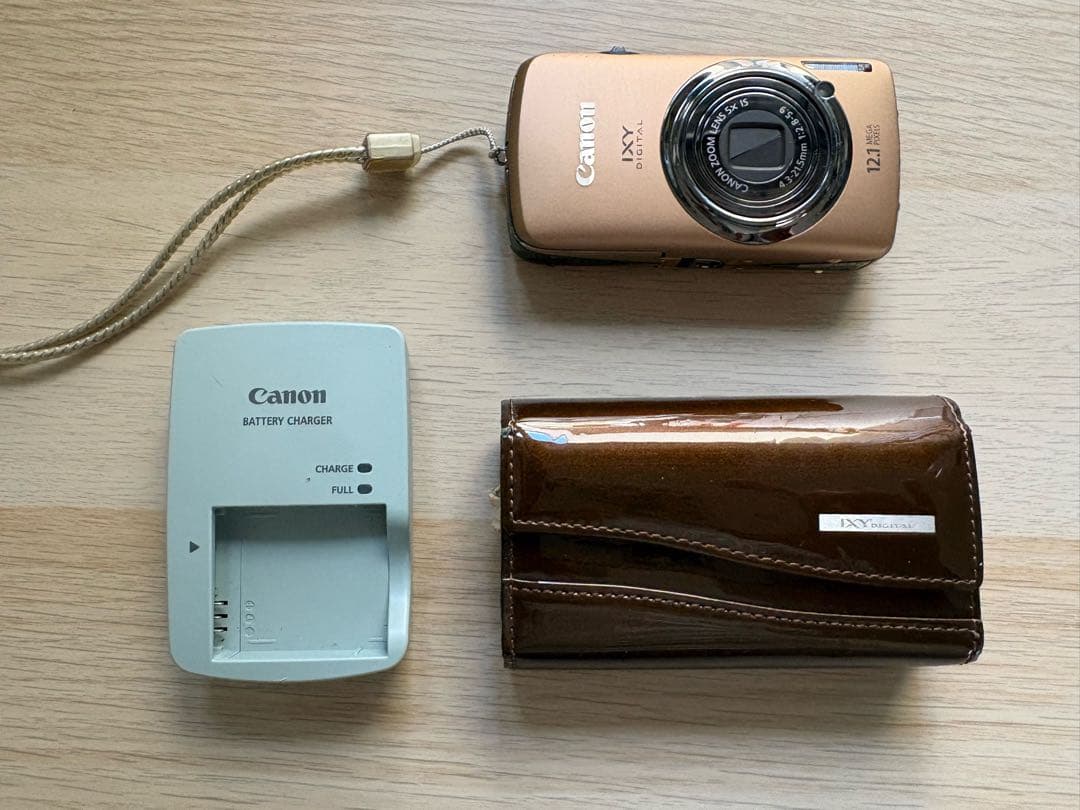 CANNON IXY DIGITAL930IS デジカメ