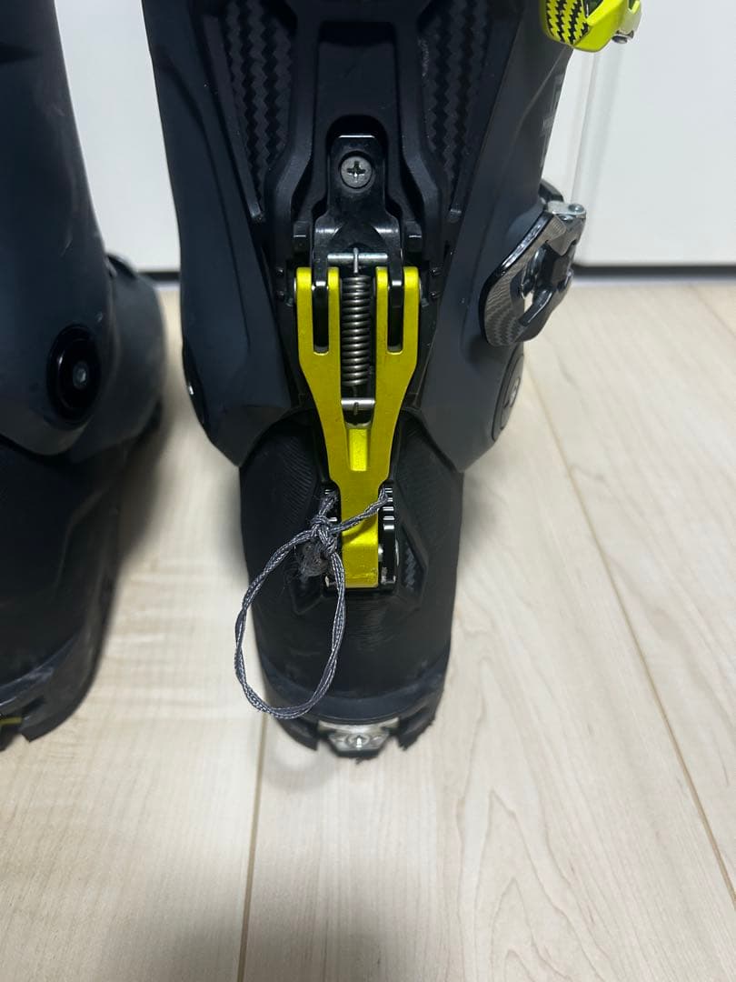 K2 マインドベンダー100 スキー用ブーツ グレー/黒/黄色