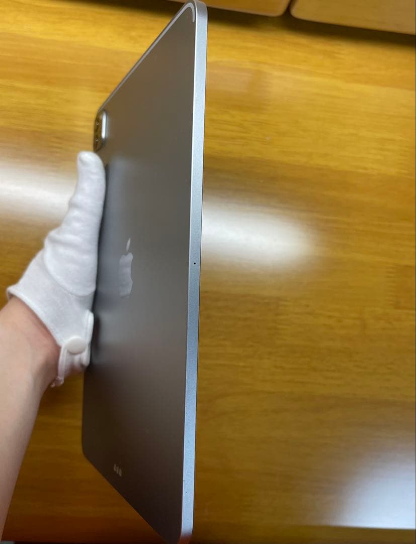 iPad Pro 11インチ 第4世代　Wi-Fiモデル 128GB