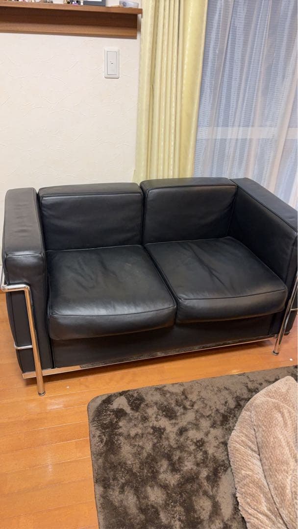 大塚家具　LC2 2人掛けソファ　本革　黒