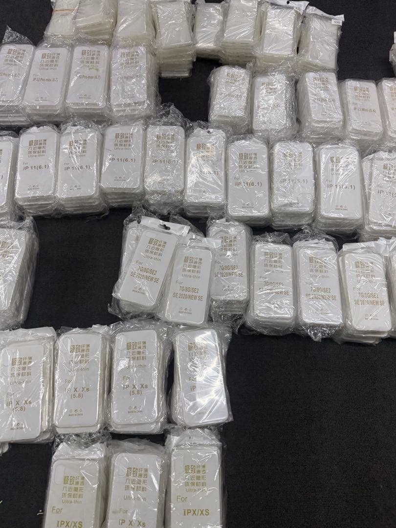 【大量約2,000個】iPhone/AirPodsケース まとめ売り 黄ばみあり