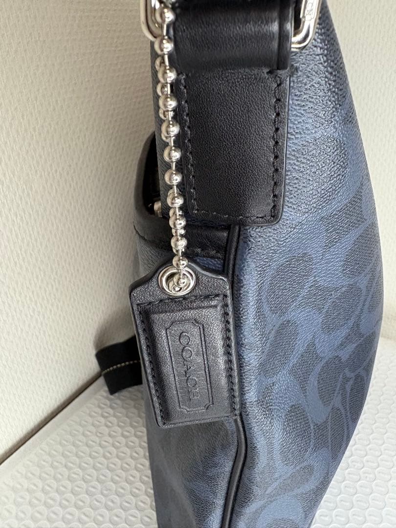 【新品未使用】COACH グレー ショルダーバッグ