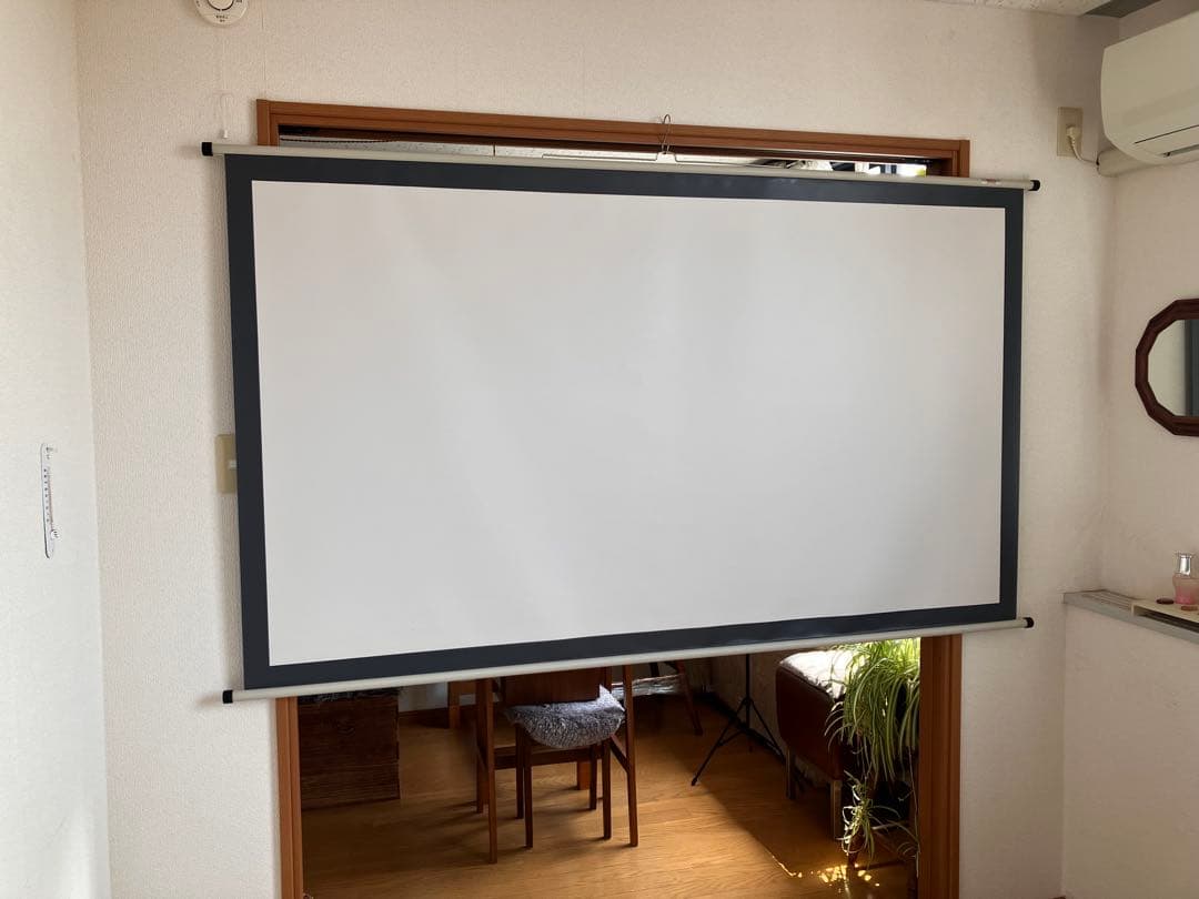 KIKUCHI プロジェクタースクリーン
