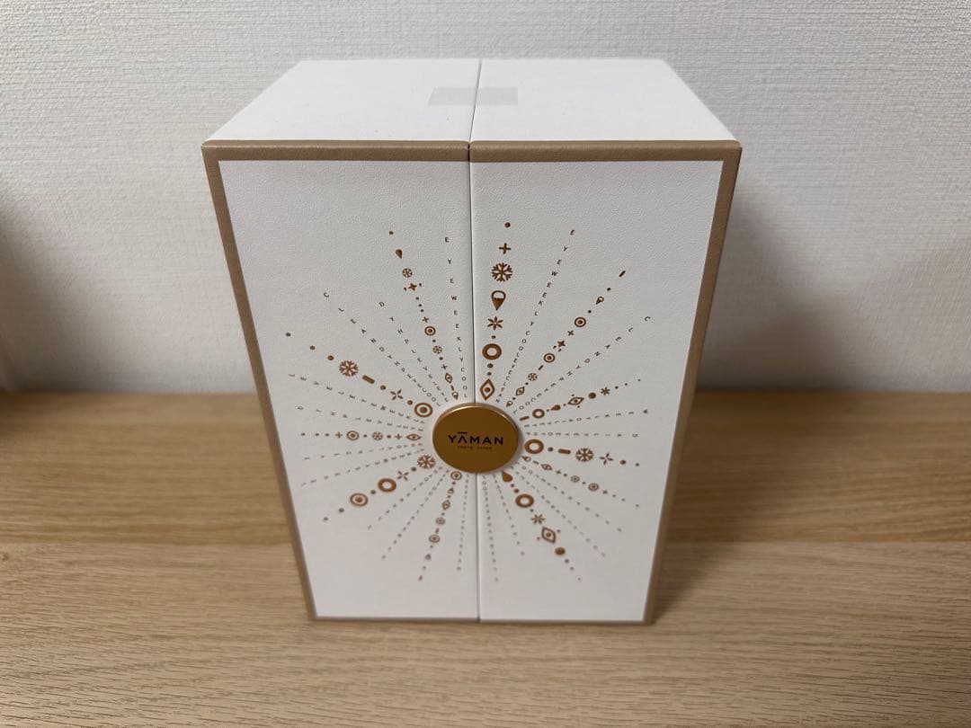 【新品】家庭用美容器フォトプラス Shiny