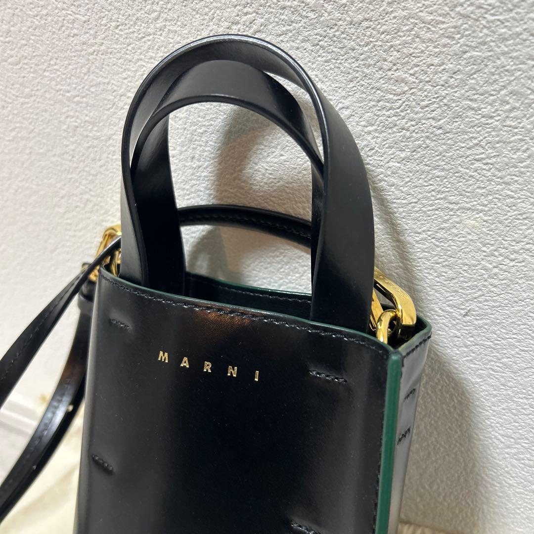 マルニ ショルダーバッグ